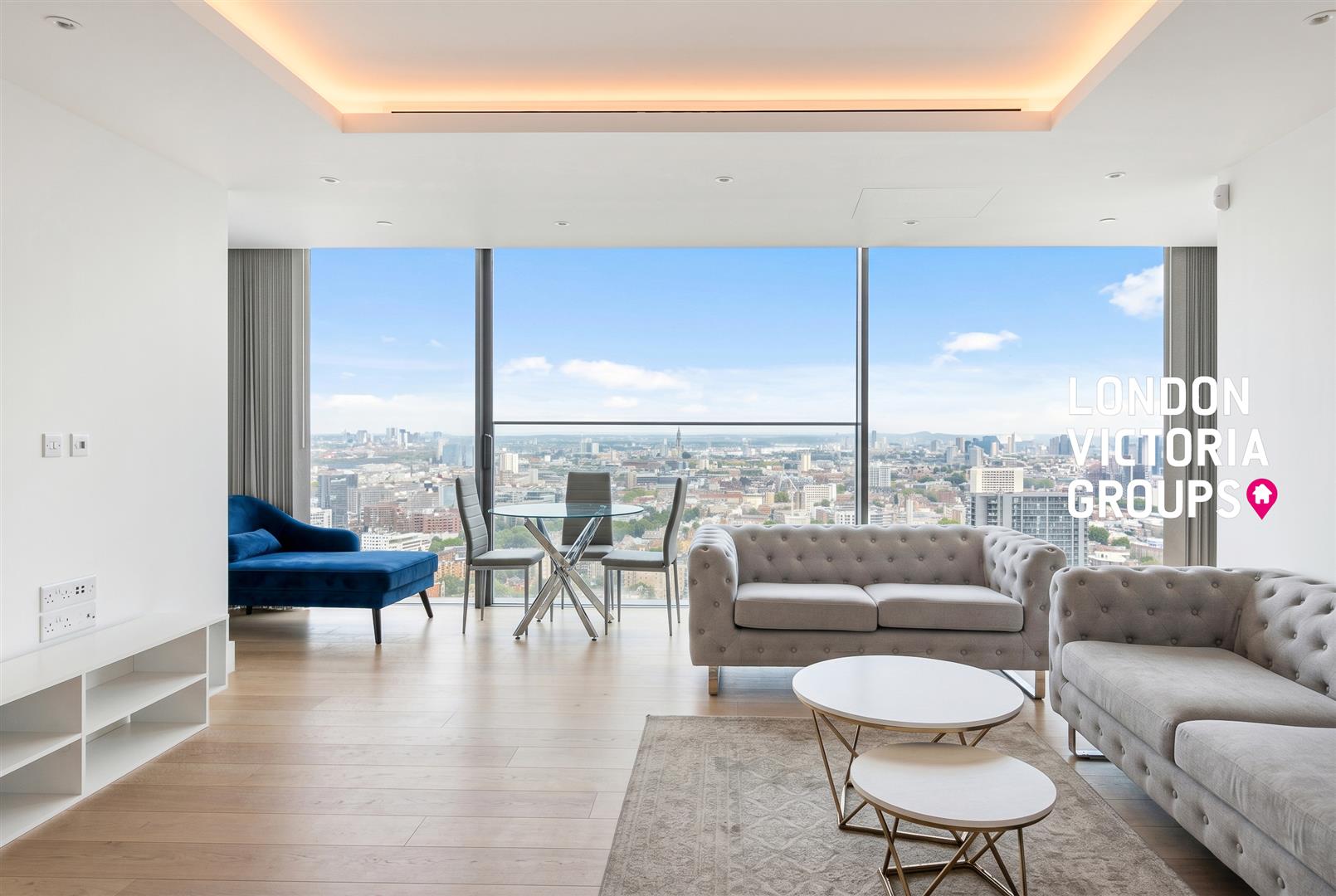 2 bed property in Carrara tower, 1 Bollinder Place, London